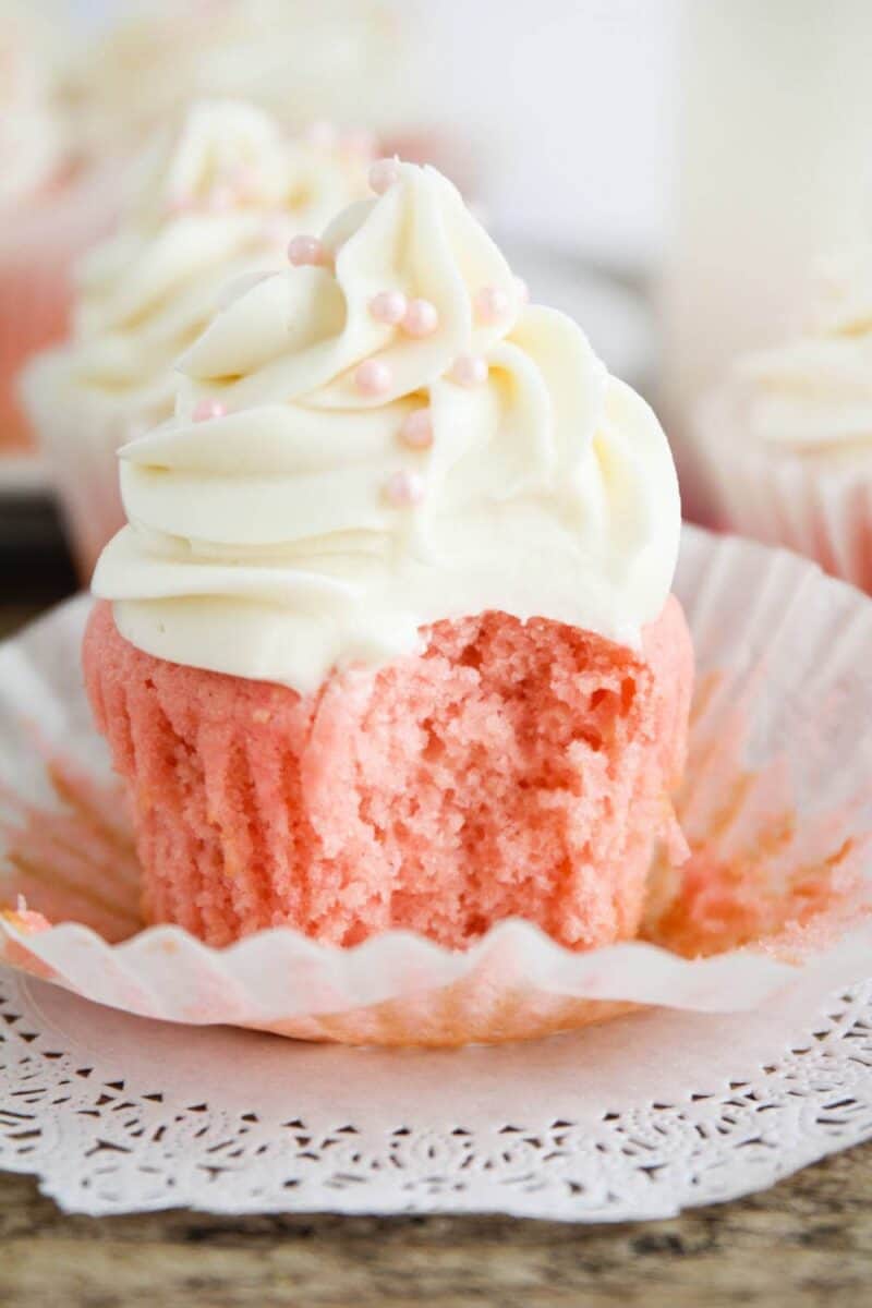 Pink Velvet Cupcakes W Cream Cheese Frosting I Heart Naptime