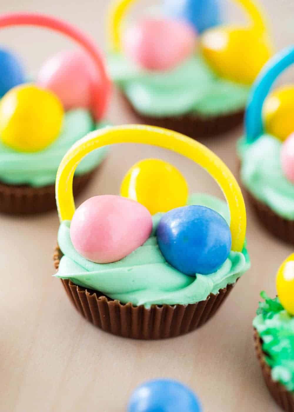 Mini Chocolate Easter Baskets - I Heart Nap Time