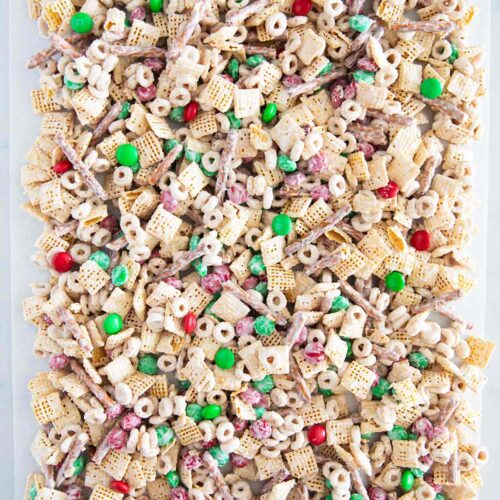 Christmas Chex Mix (5 ingredients) - I Heart Naptime