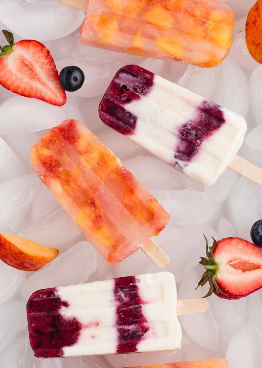 EASY 3-Ingredient Homemade Popsicles - I Heart Naptime