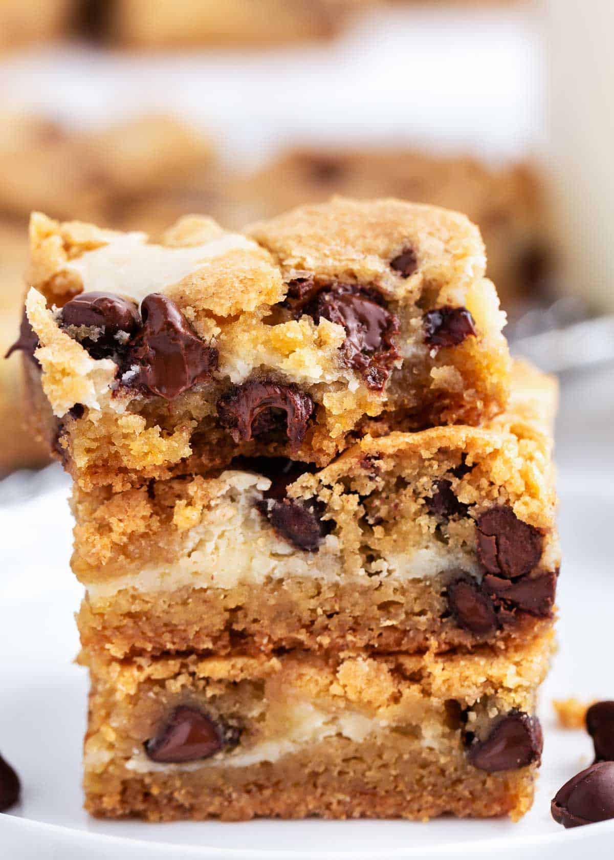 Cheesecake Cookie Bars - I Heart Naptime