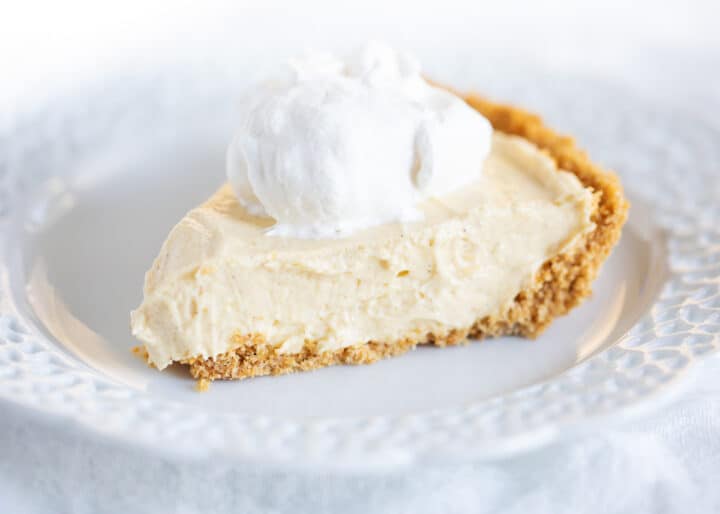 No-Bake Eggnog Pie - I Heart Naptime