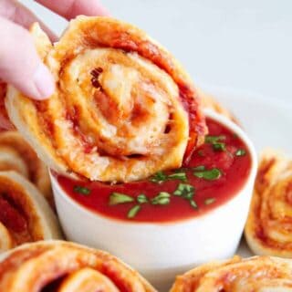 EASY Pizza Dip - I Heart Naptime