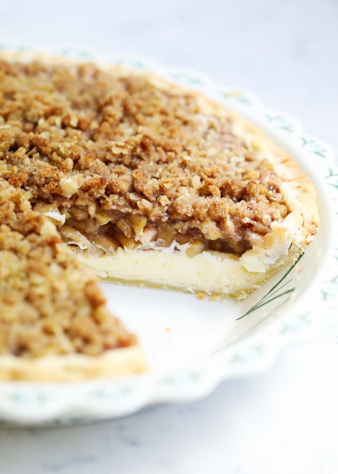 Apple Pie Cheesecake - I Heart Naptime