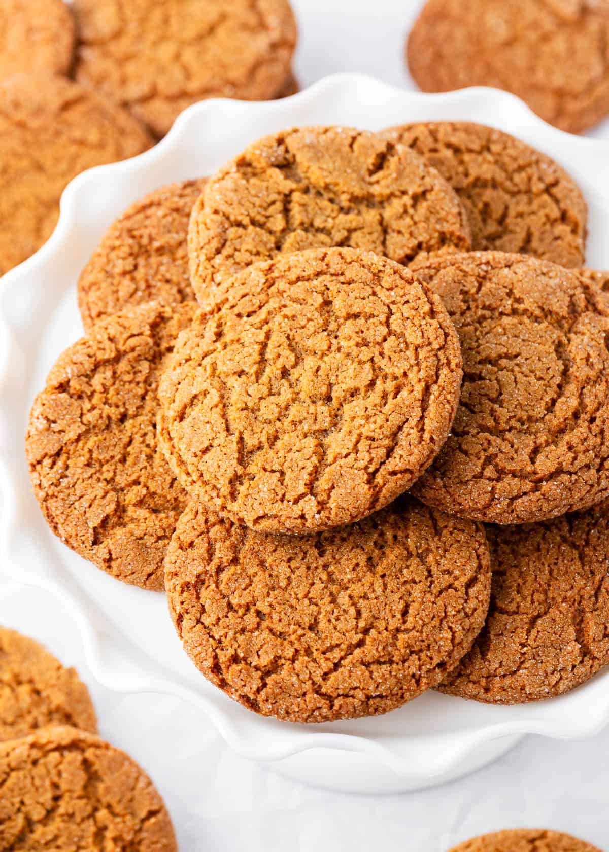 A plate of gingersnap cookies.