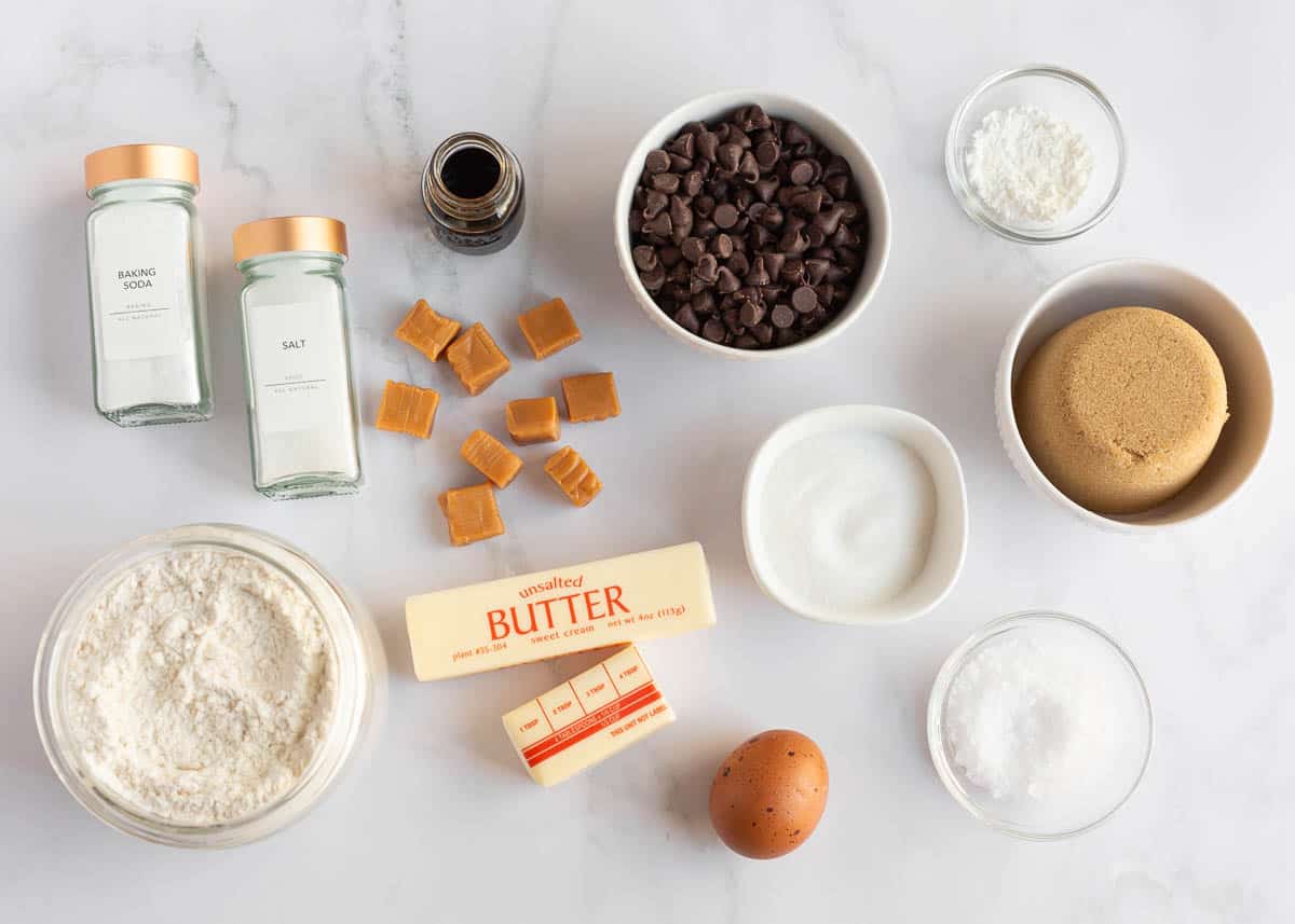 Caramel chocolate chip cookies ingredients.