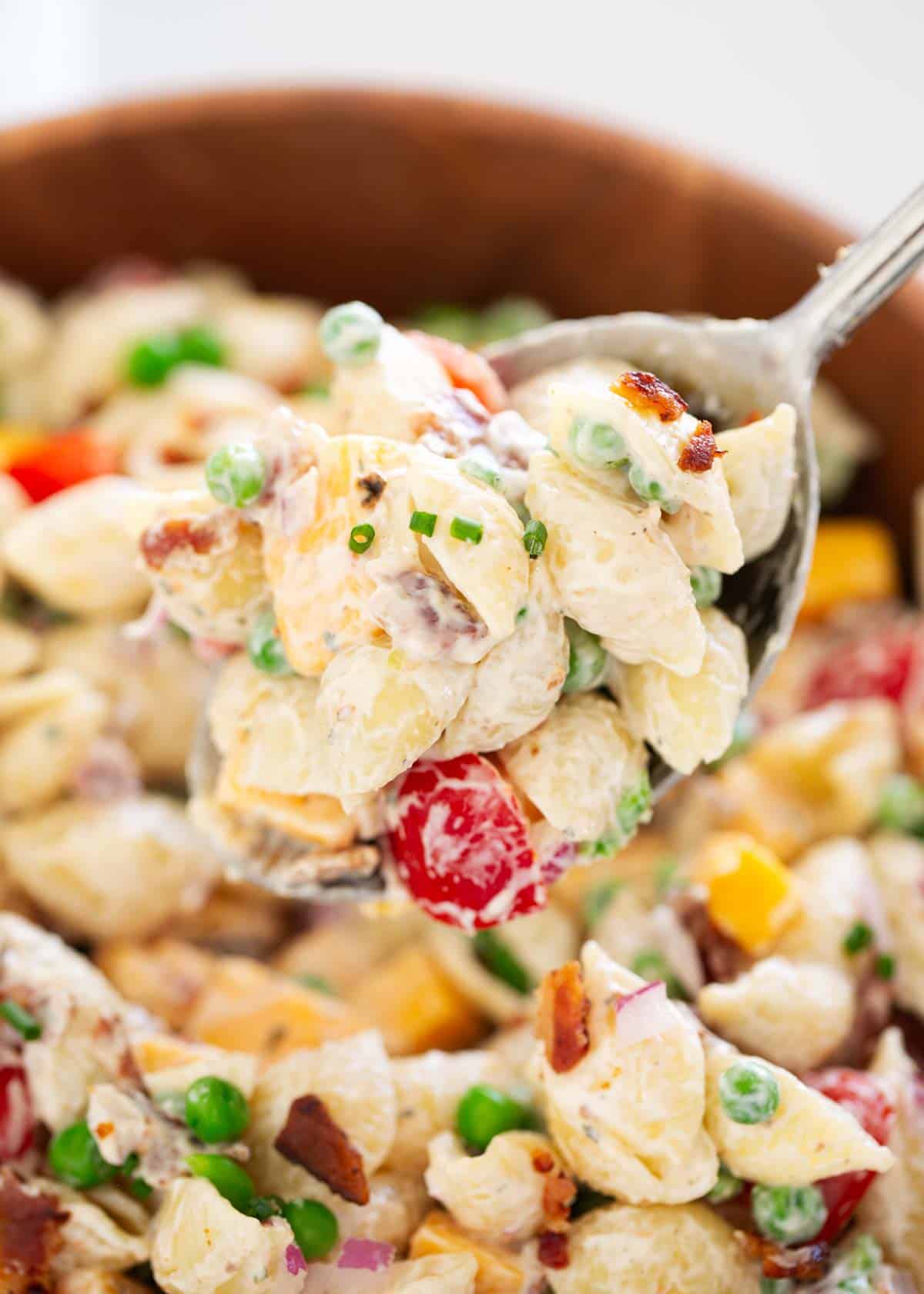 Spoonful of bacon ranch pasta salad.