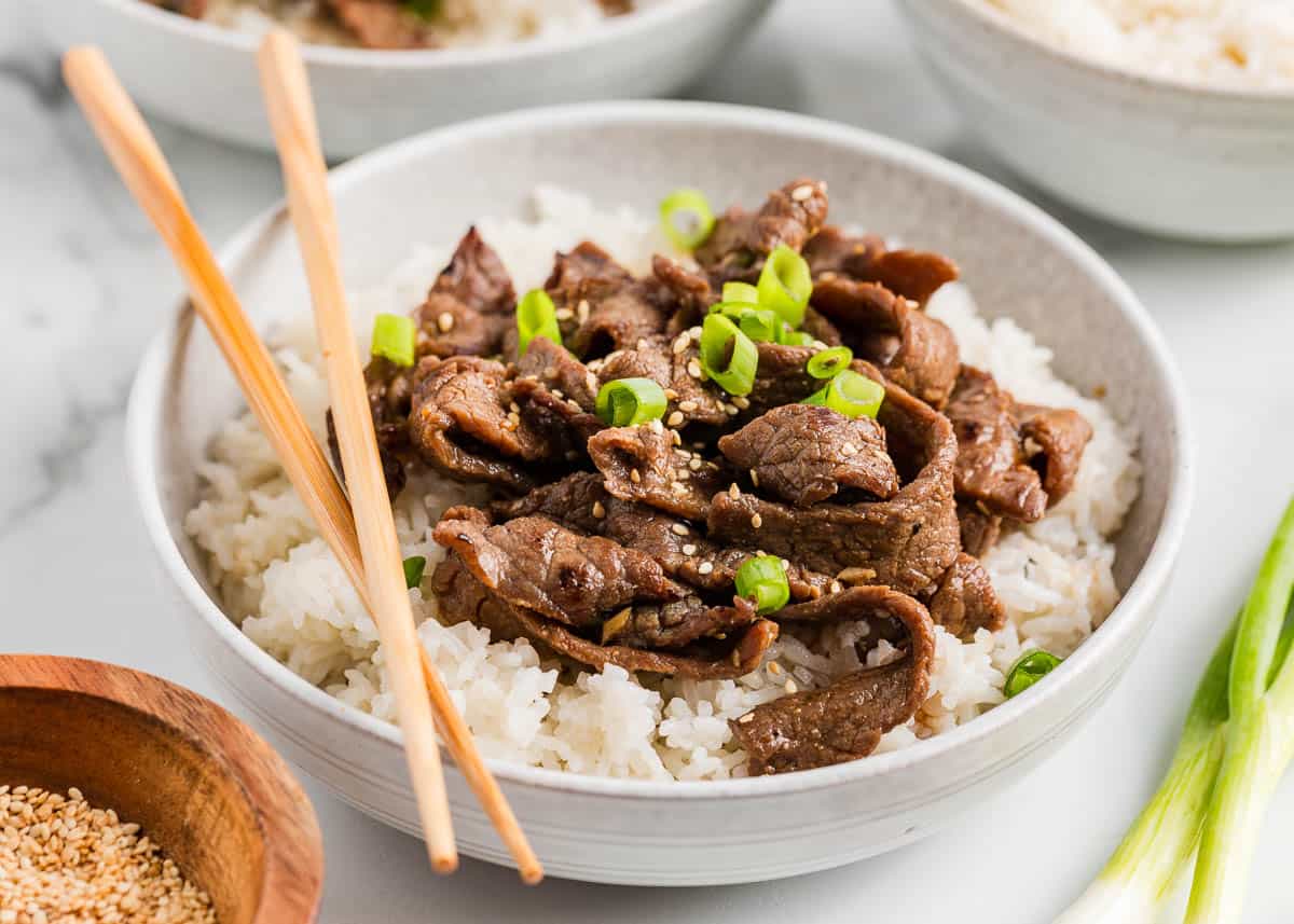 Beef bulgogi bowl with rice.