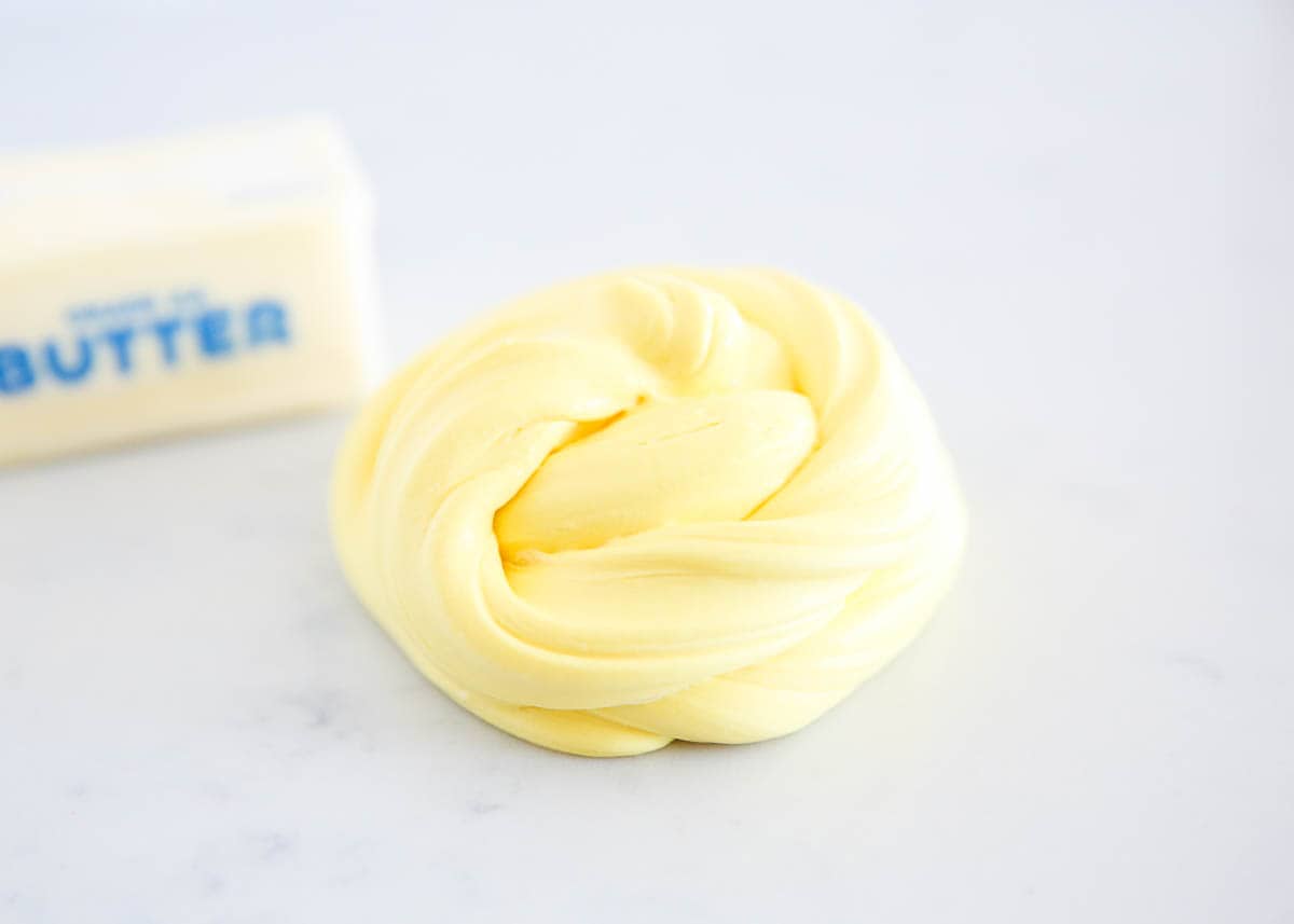 Twirled butter slime.