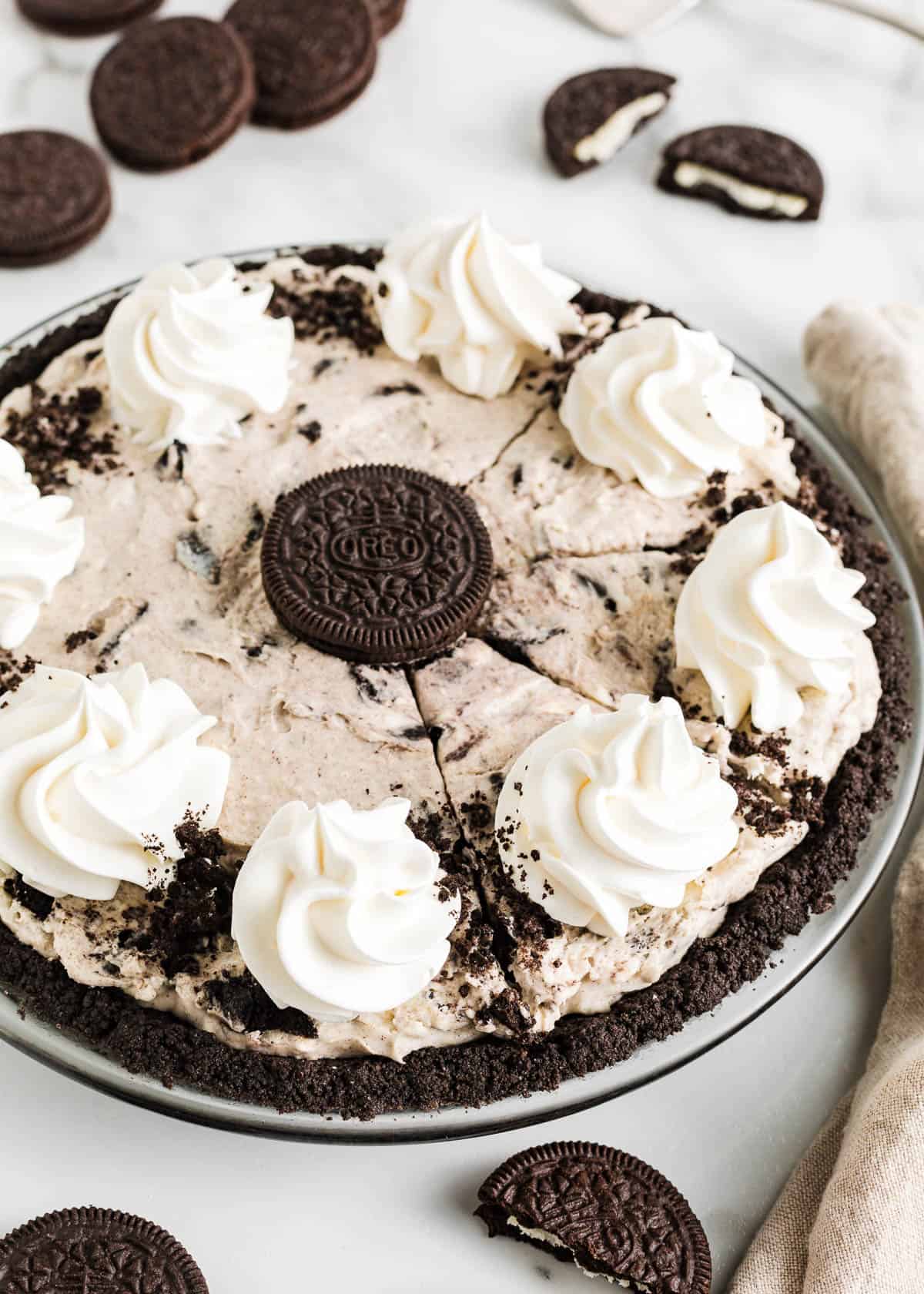 Sliced oreo pie.