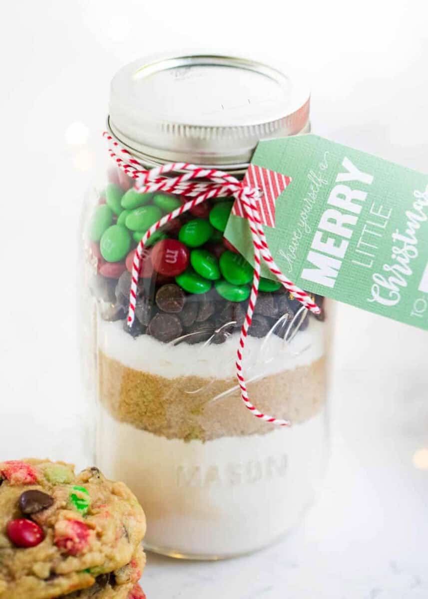 Christmas food gift in a jar.